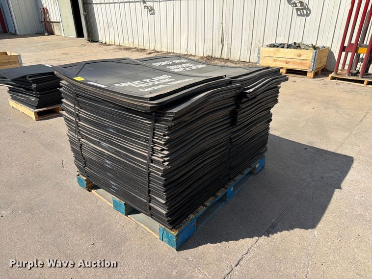 (106) 24" x 36" mud flaps - MQ9102