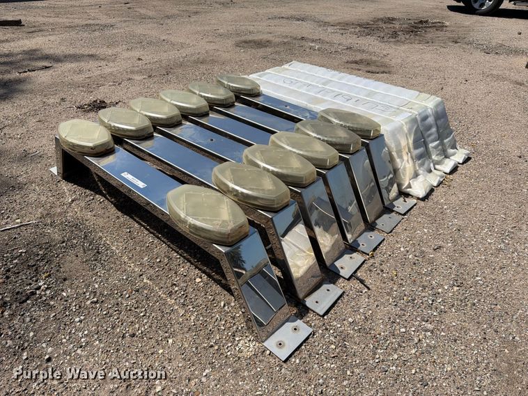 (10) light bar towers - MQ9150