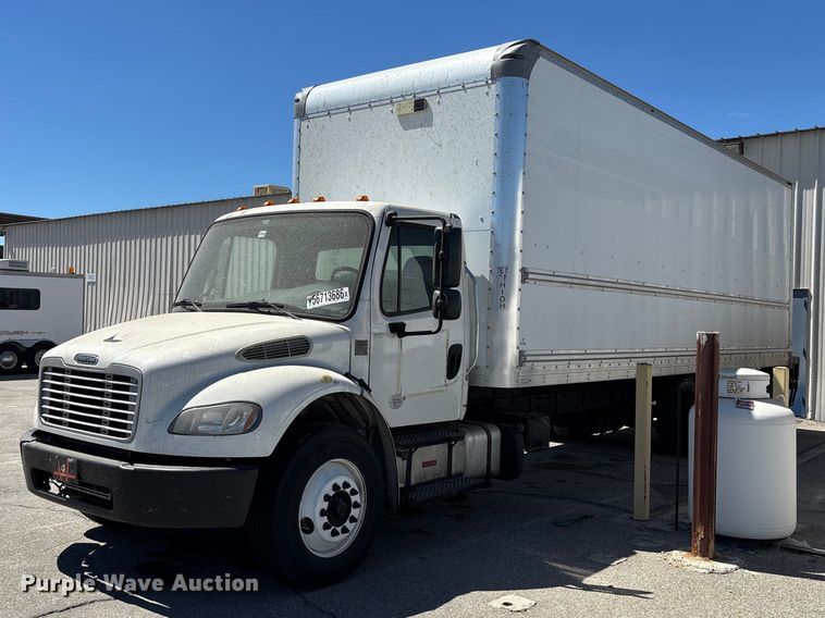 2019 Freightliner Business Class M2 box truck - YA3831
