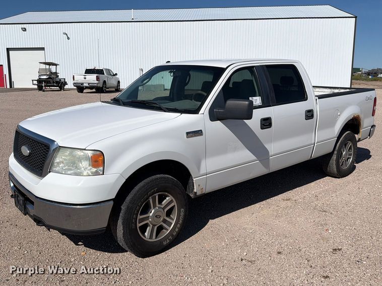 2008 Ford F150 Crew Cab pickup truck - EA0438