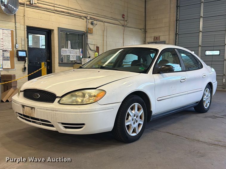 2005 Ford Taurus  - EF1331