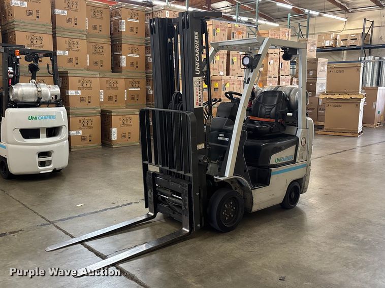 2017 UniCarriers CFS40 forklift - EL2615