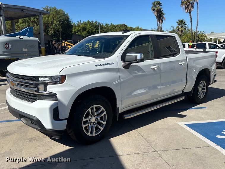 2020 Chevrolet Silverado 1500 Crew Cab pickup truck - EL2617