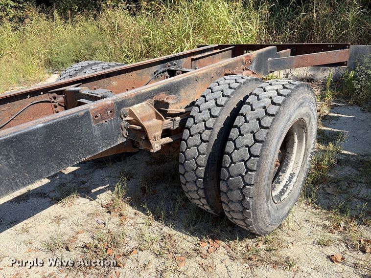 Rear axle assembly  - EV6123