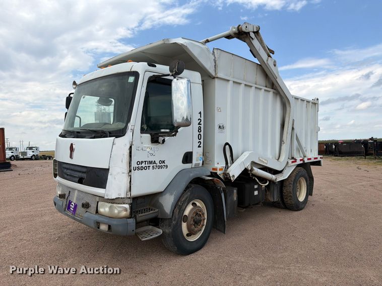 2013 Kenworth K370 refuse truck - EW2179