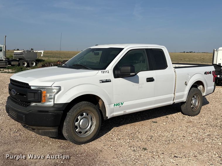2019 Ford F150 Ext. Cab pickup truck - EW8659