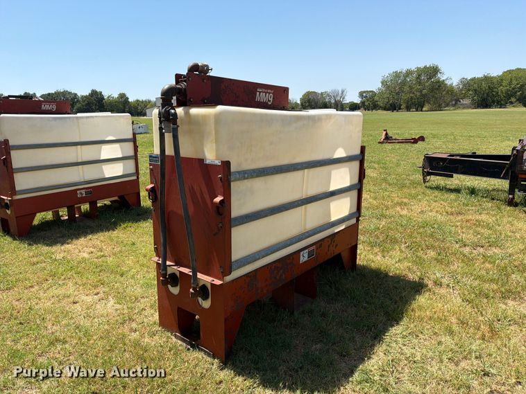 Ditch Witch MM9 mud mixing tank - EX4130
