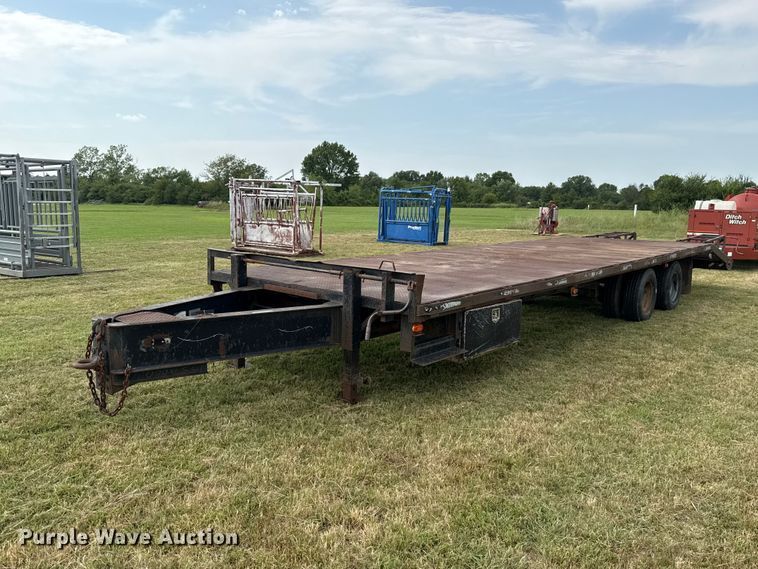 2003 Starlite equipment trailer - FC4122