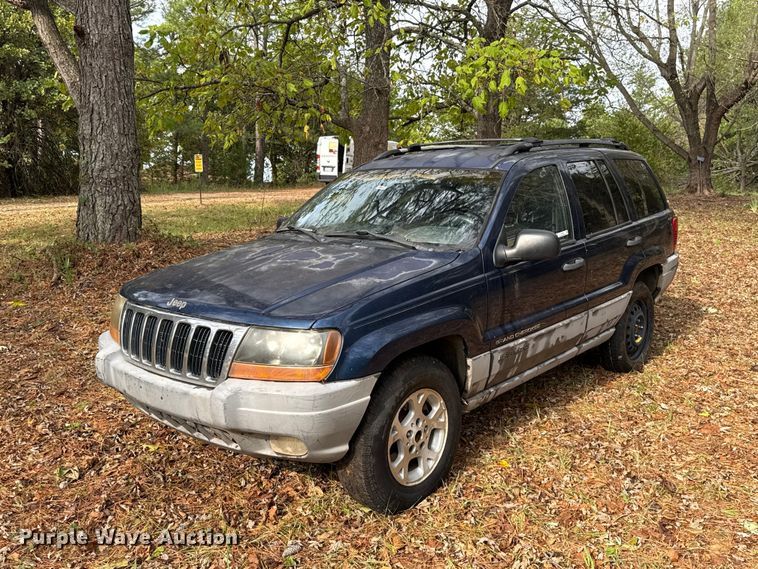 2000 Jeep Grand Cherokee SUV - FC4196