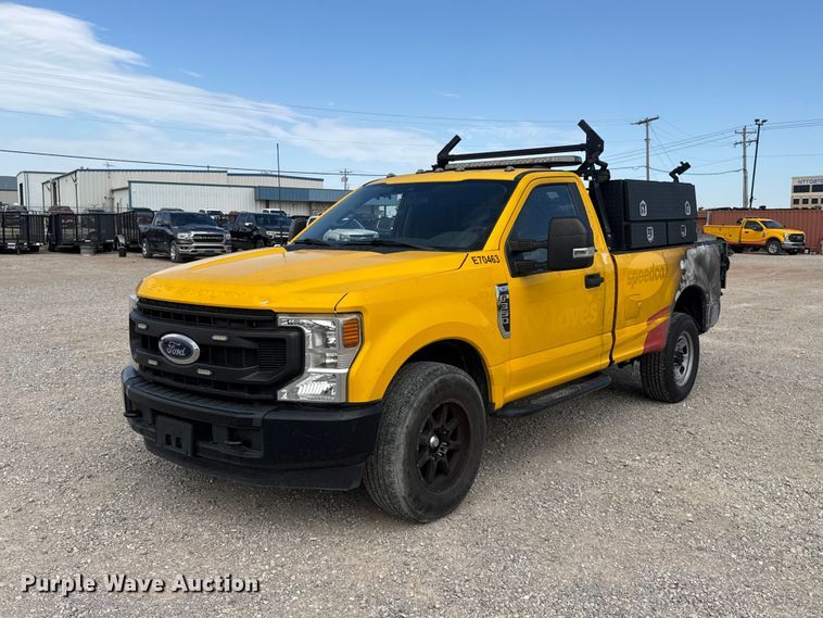 2022 Ford F350 Super Duty pickup truck - FC4223