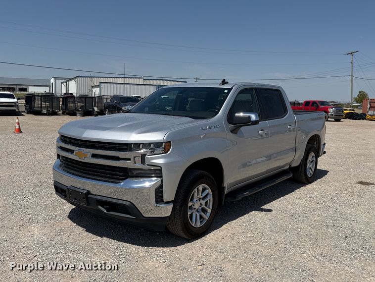 2021 Chevrolet Silverado 1500 Crew Cab pickup truck - FC4224