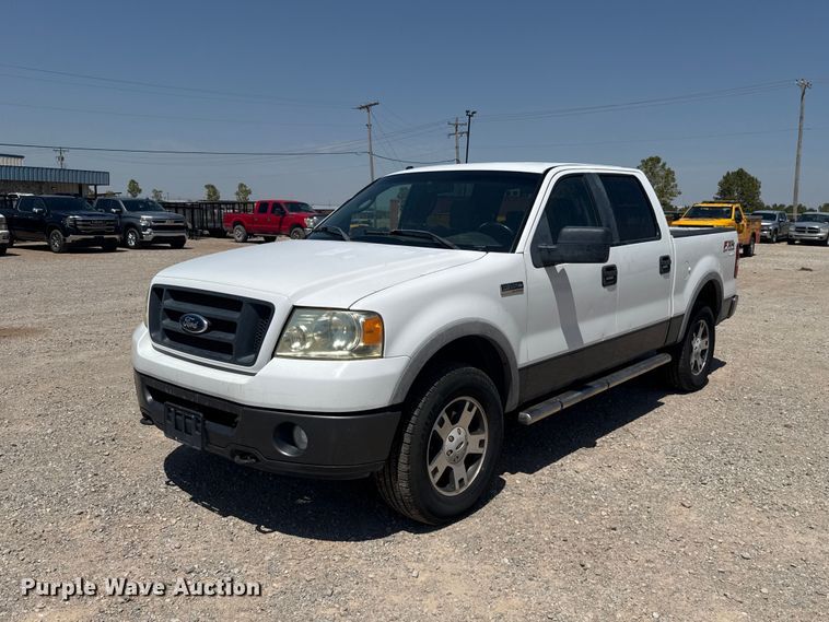 2008 Ford F150 Crew Cab pickup truck - FC4225