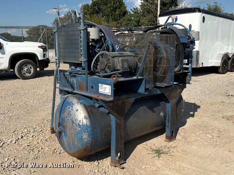 Quincy QRD-15 air compressor - FK3412