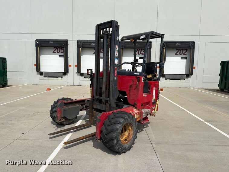 2014 Moffett M5501 forklift - FT3005