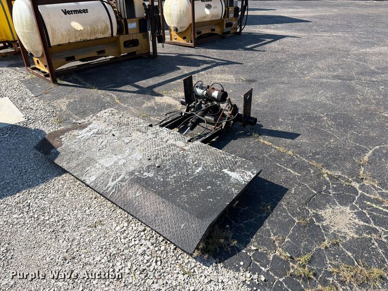 Thieman end gate lift - FT6205