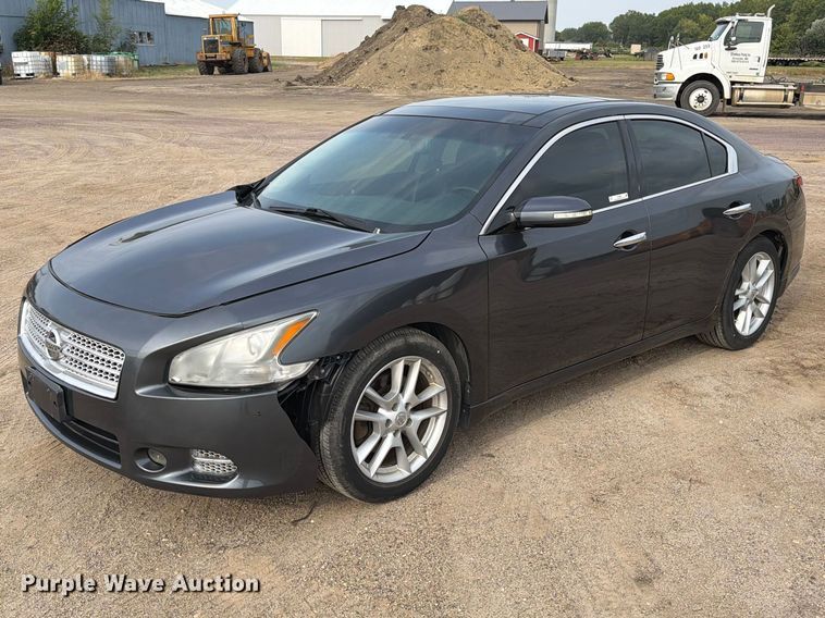 2009 Nissan Maxima  - FT6689