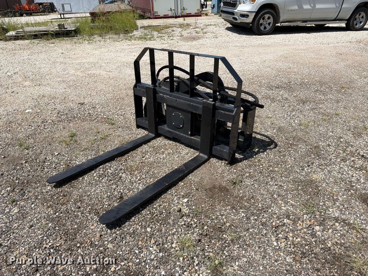 2026 Arteer RPT-42L skid steer forks - MQ9071