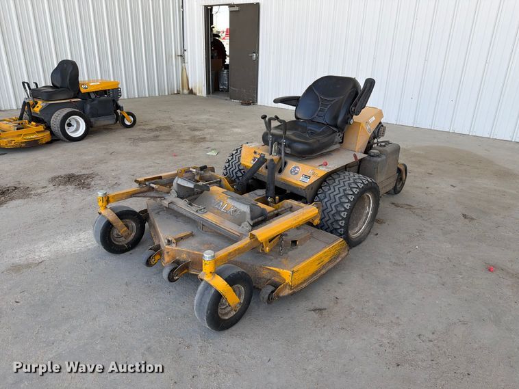 2018 Walker MH27I-16 ZTR lawn mower - NF9532