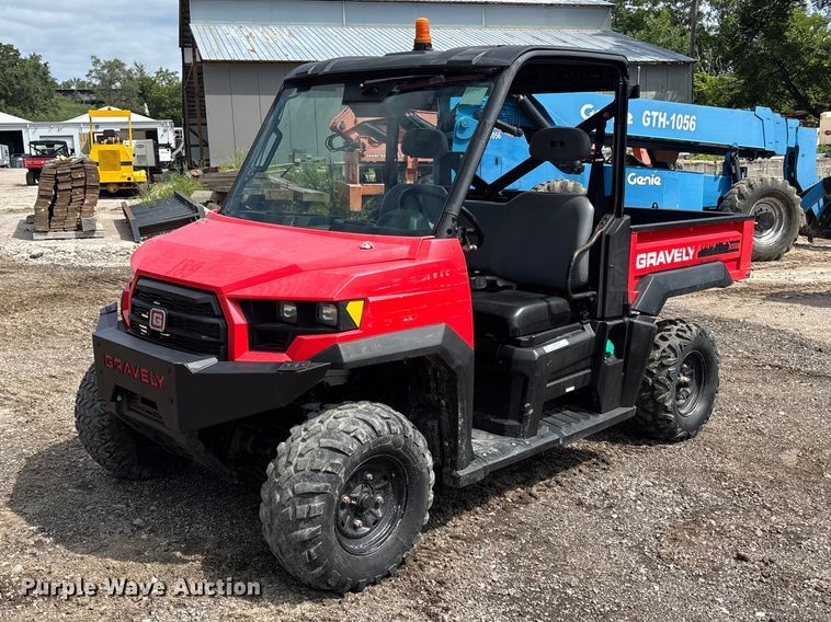 2016 Gravely 3000 utility vehicle - NM9956