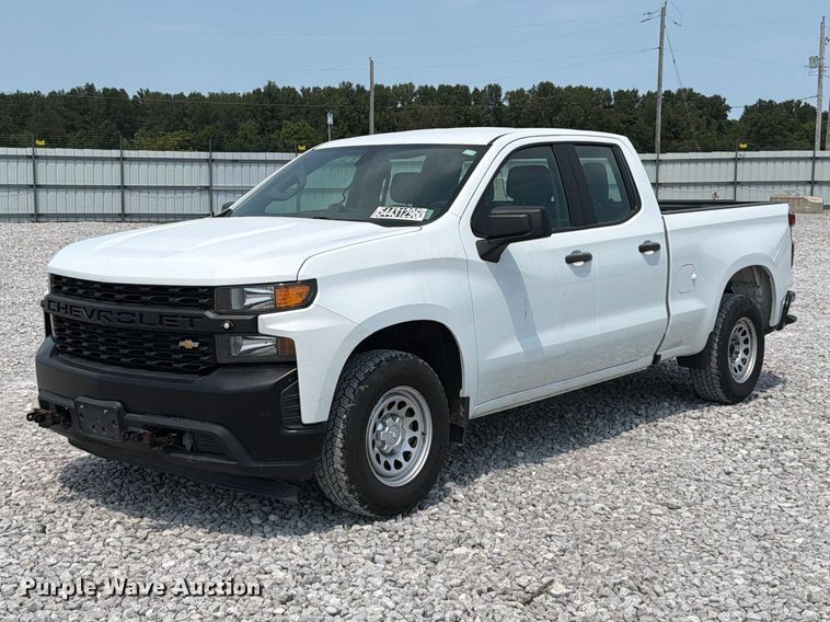 2021 Chevrolet Silverado 1500 Ext. Cab pickup truck - YA3642