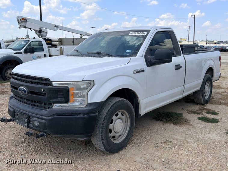 2018 Ford F150 pickup truck - YA4396