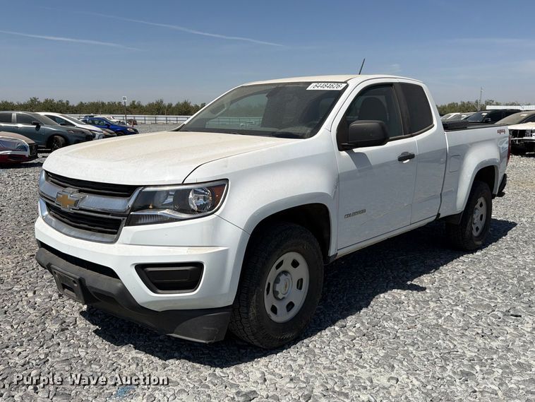2019 Chevrolet Colorado Ext. Cab pickup truck - YA4552