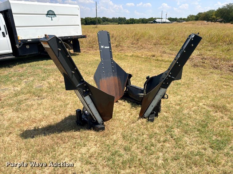 Bobcat TS36M skid steer tree spade - DU1530