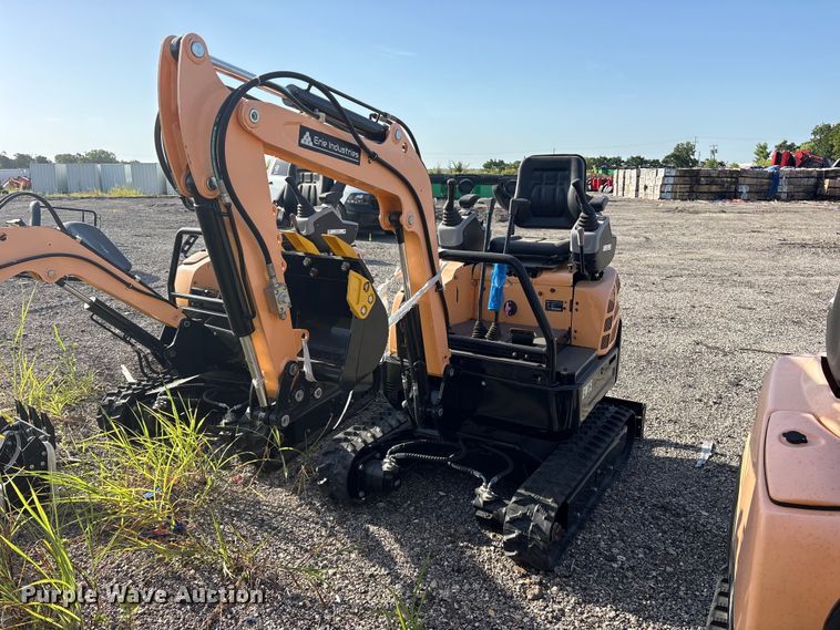 2024 Erie EM15 mini excavator - ET0421