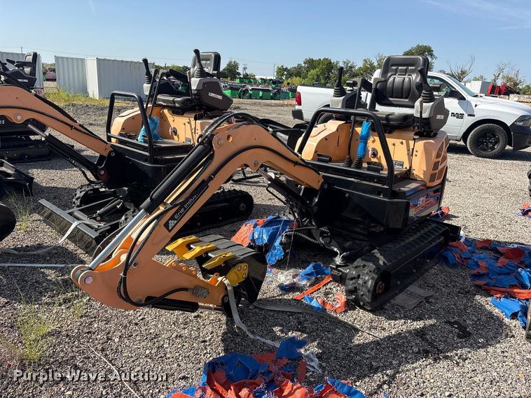 2024 Erie EM15 mini excavator - ET0426