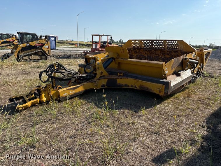 2015 John Deere 1812C scraper - EV6134