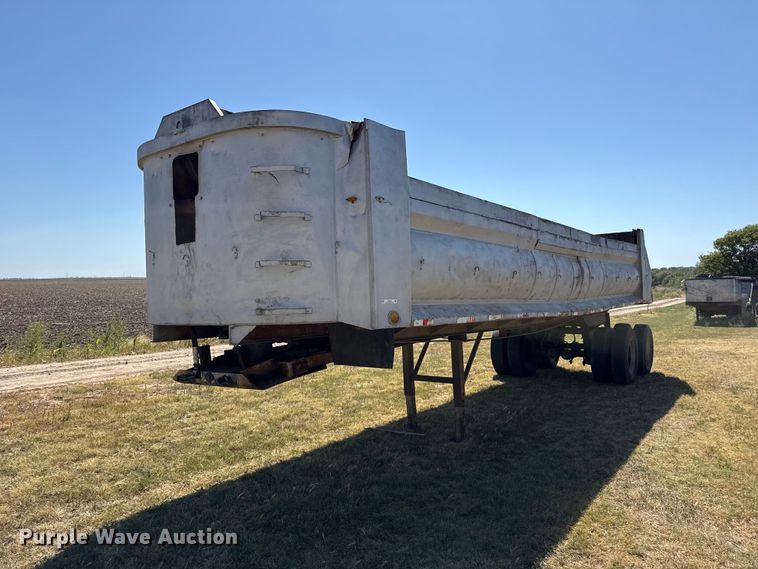 1978 Hobbs end dump trailer - EW4200