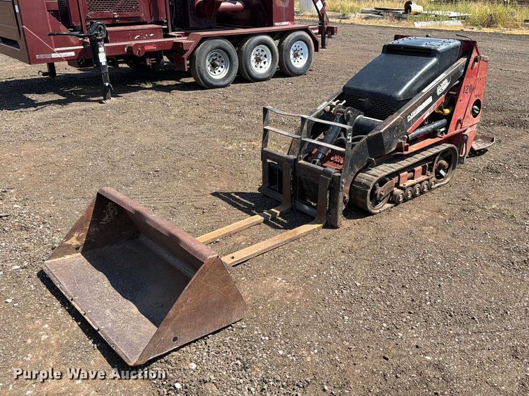 Toro Dingo 22319 compact utility loader - EW8742