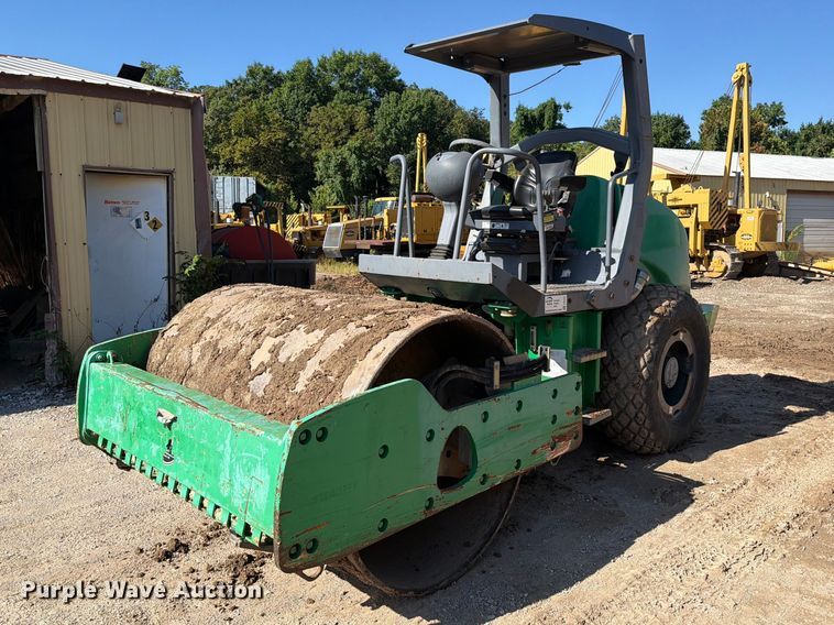 2013 Hamm 3307 single drum vibratory roller - FI0347
