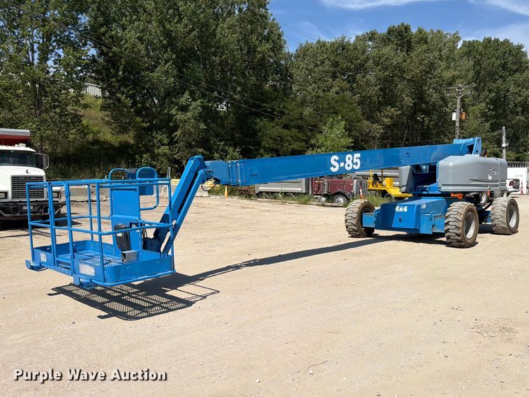 2008 Genie S-85 boom lift - FP3040