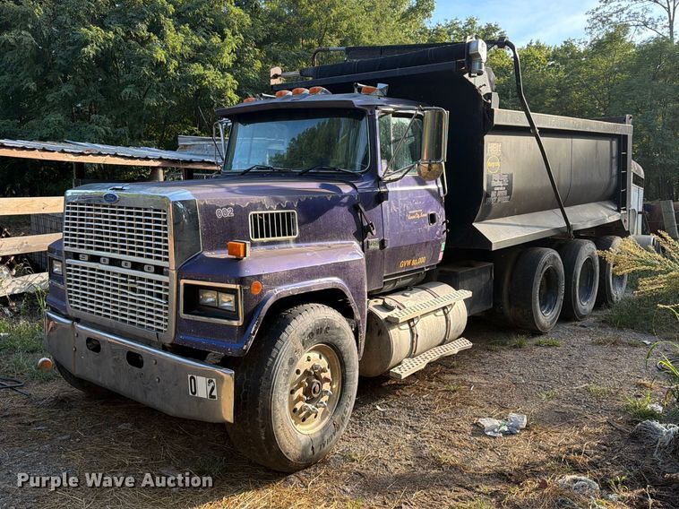 1996 Ford LTL9000 dump truck - FP4036