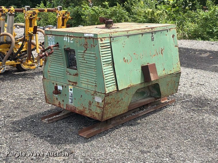 Sullair 125 DPQ air compressor - FT6170