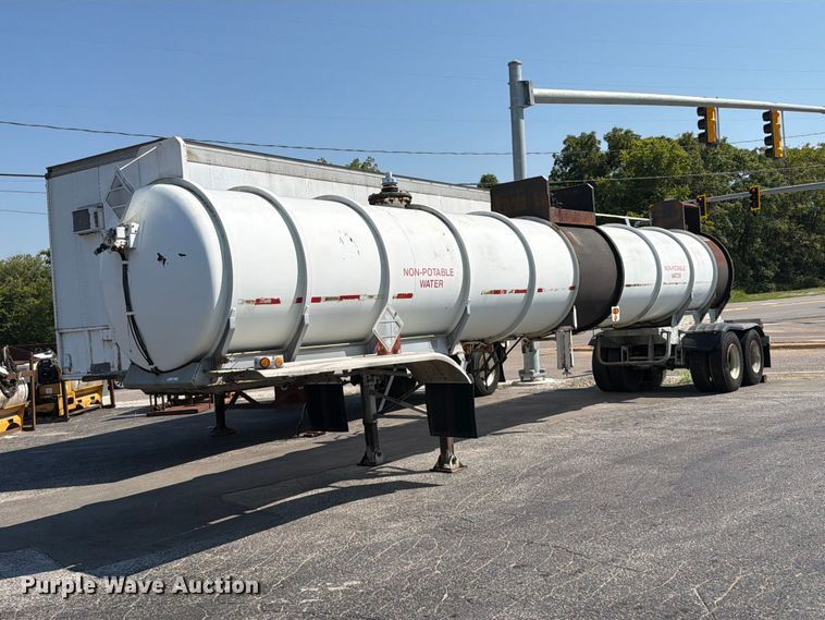1985 Frell Inc. tank trailer - FT6211