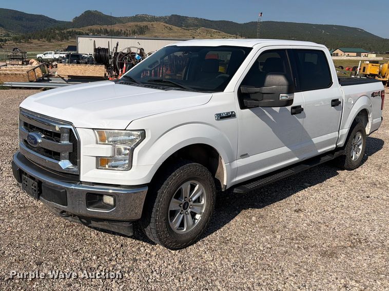 2017 Ford F150 Crew Cab pickup truck - FT6678