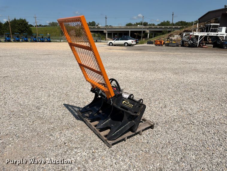 2026 Arteer SS-15000G skid steer hydraulic winch - MQ9078