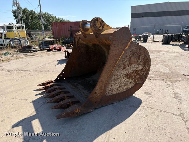 Caterpillar excavator bucket - MZ9966