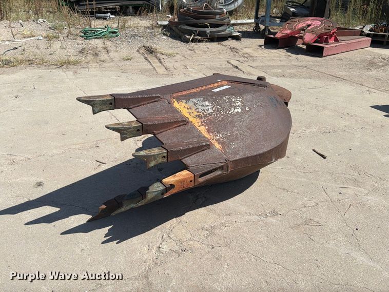 Excavator rock bucket - MZ9968