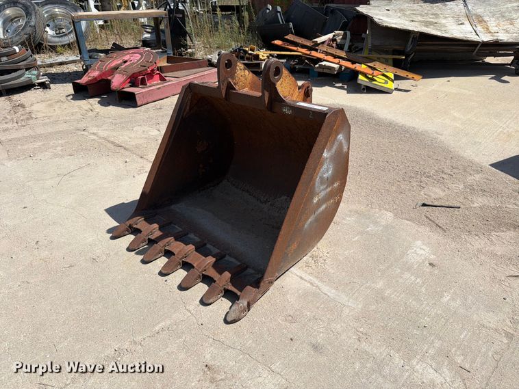 Backhoe bucket - MZ9969
