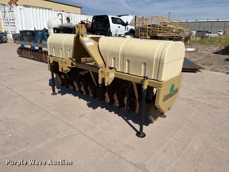 Land Pride CR2572 straw crimper - MZ9972