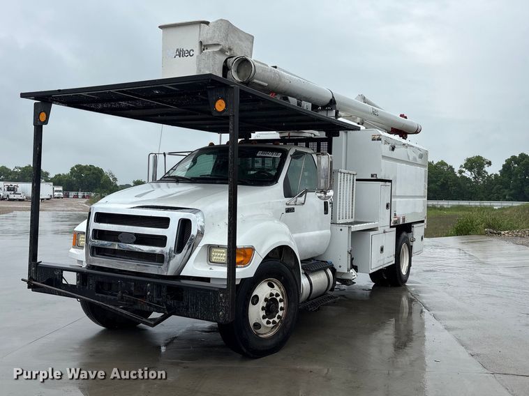 2015 Ford F750 Super Duty forestry bucket truck - YA2807