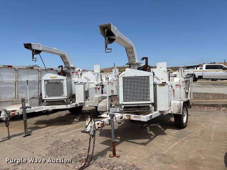 2015 Bandit 200UC wood chipper - YA3529