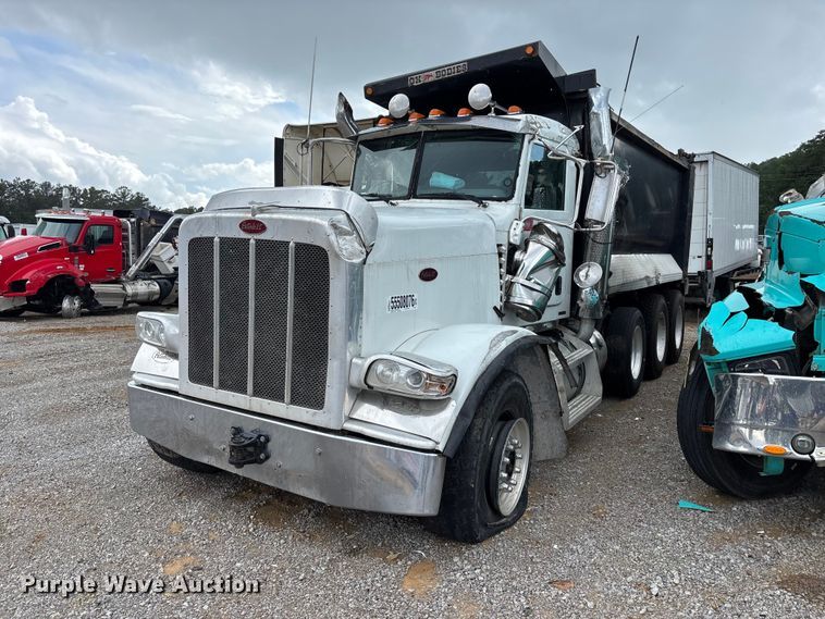 2020 Peterbilt 389 dump truck - YA3889