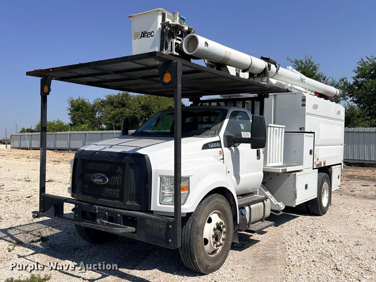 2016 Ford F750 Super Duty forestry bucket truck - YA4394