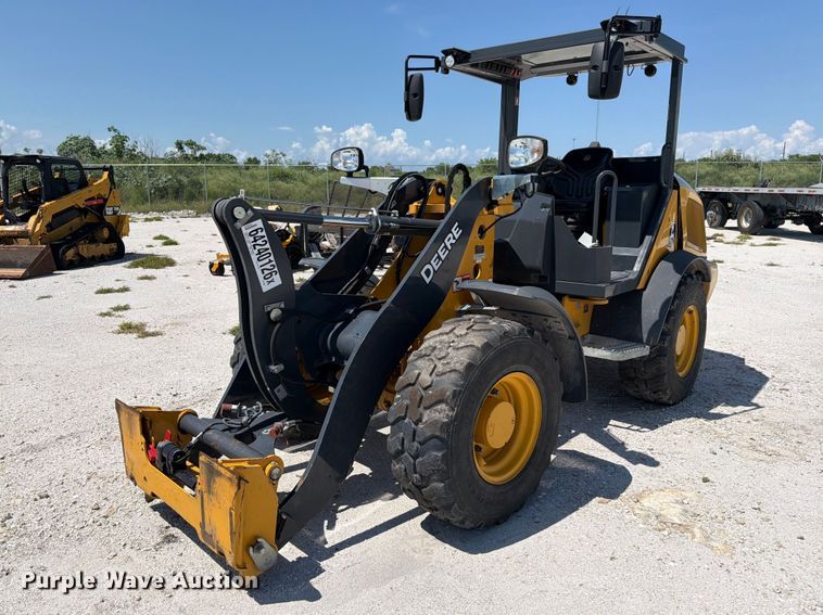 2025 John Deere 204G compact wheel loader - YA4603