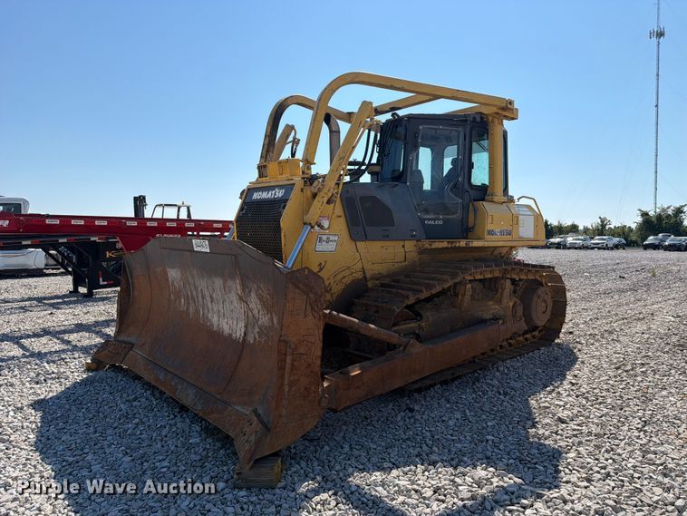 2006 Komatsu D65EX-15 dozer - YA4706