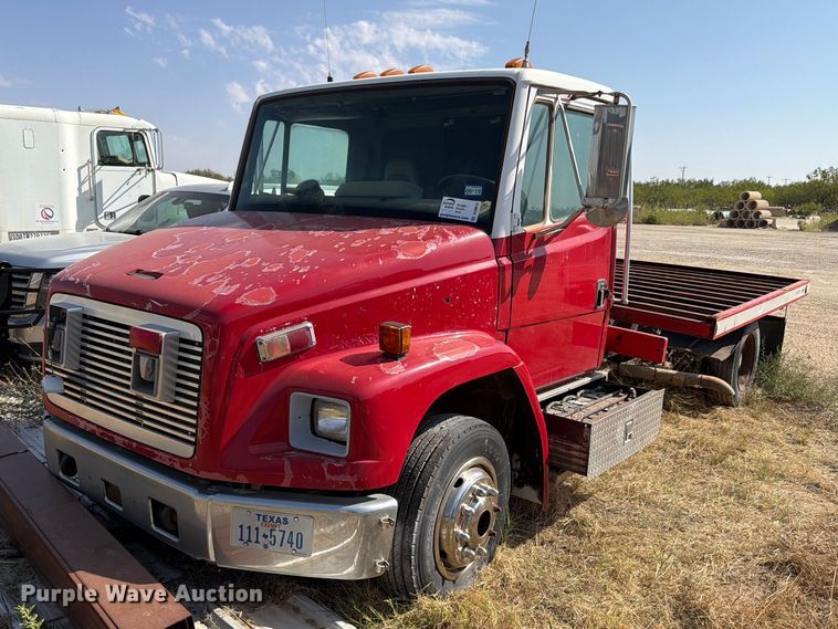 1994 Freightliner FL60 flatbed truck - DV8610